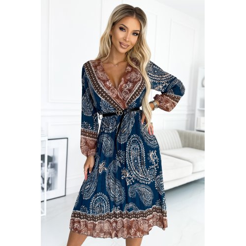 510-1 Plisowana sukienka midi z dekoltem, długim rękawkiem i czarnym paskiem - niebiesko-brązowy wzór